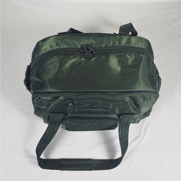 Lug Propeller Quilted Duffel Bag w/Strap Olive Green Travel Overnight Carry-on - Picture 12 of 16